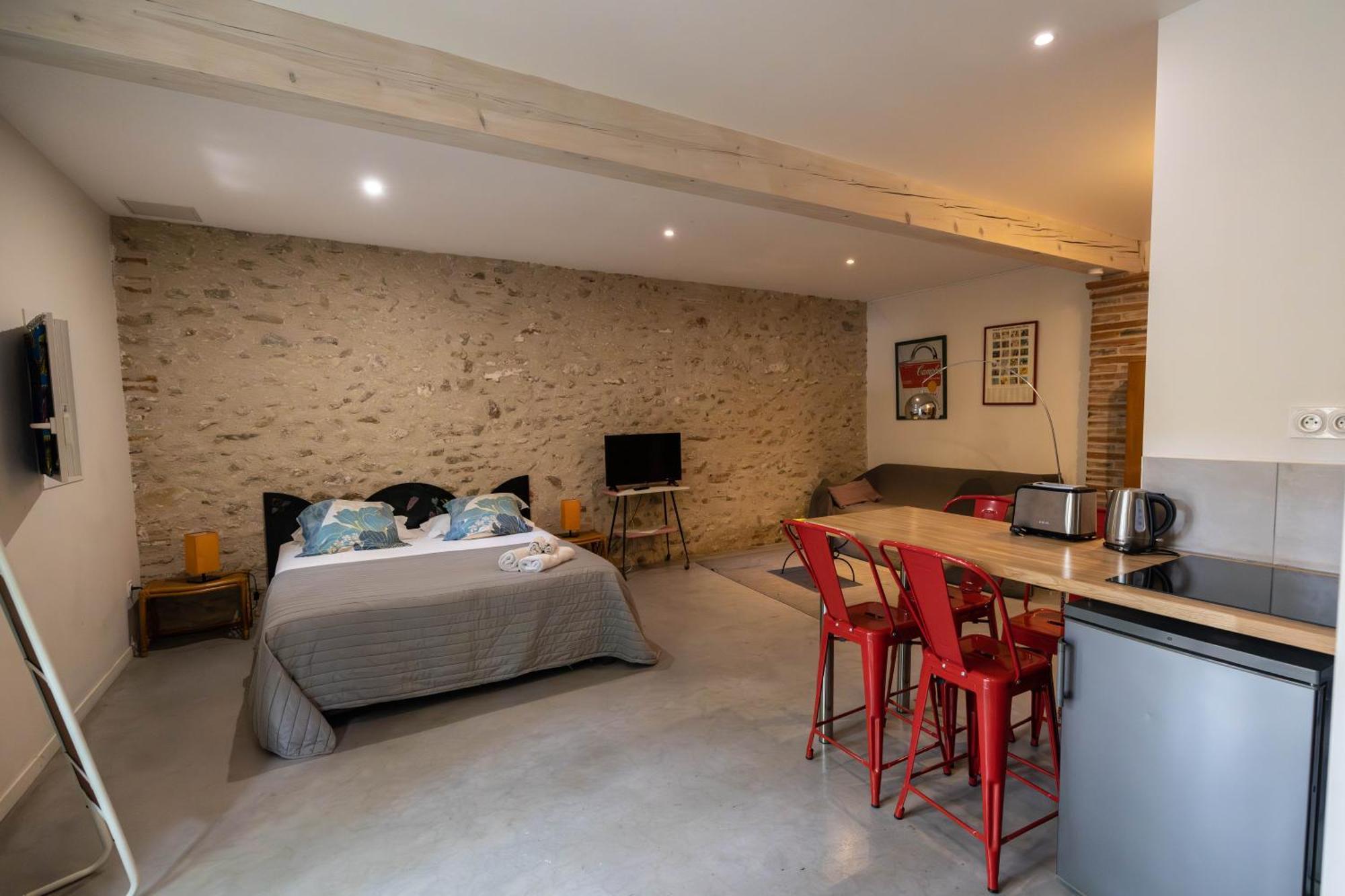 Gites Du Castell De Bles Saint-Genis-des-Fontaines Номер фото