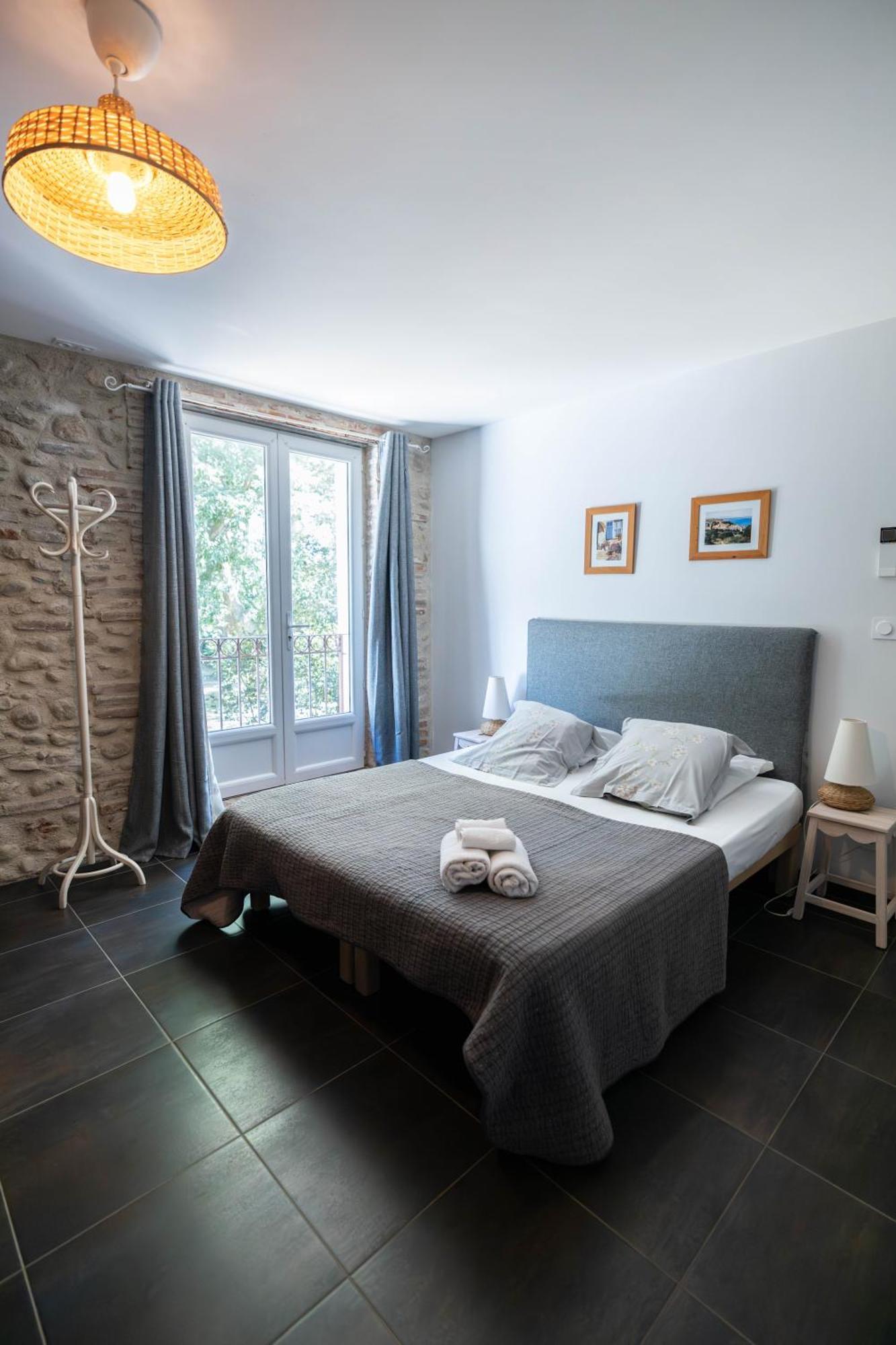 Gites Du Castell De Bles Saint-Genis-des-Fontaines Номер фото